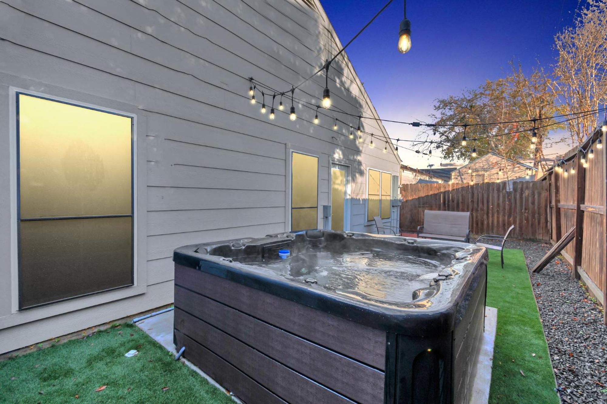Вилла 1976 Accessiblegem Jacuzzi Sleep13 Chinatown 20Mins Dt Хьюстон Экстерьер фото